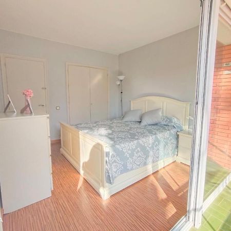 Apartament Apartamento Muy Luminoso En Segunda Linea De Mar Roda de Bará Zewnętrze zdjęcie