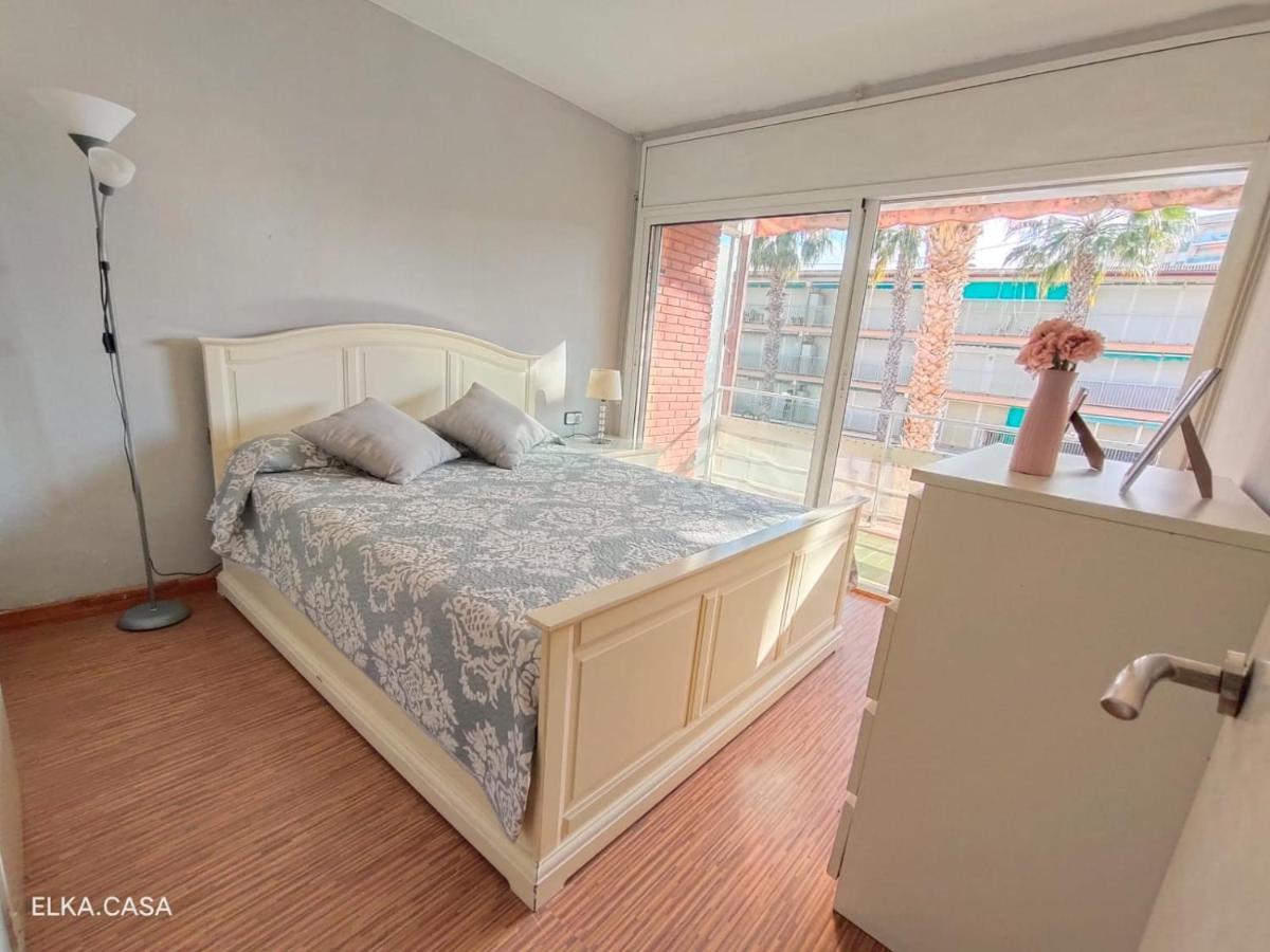 Apartament Apartamento Muy Luminoso En Segunda Linea De Mar Roda de Bará Zewnętrze zdjęcie
