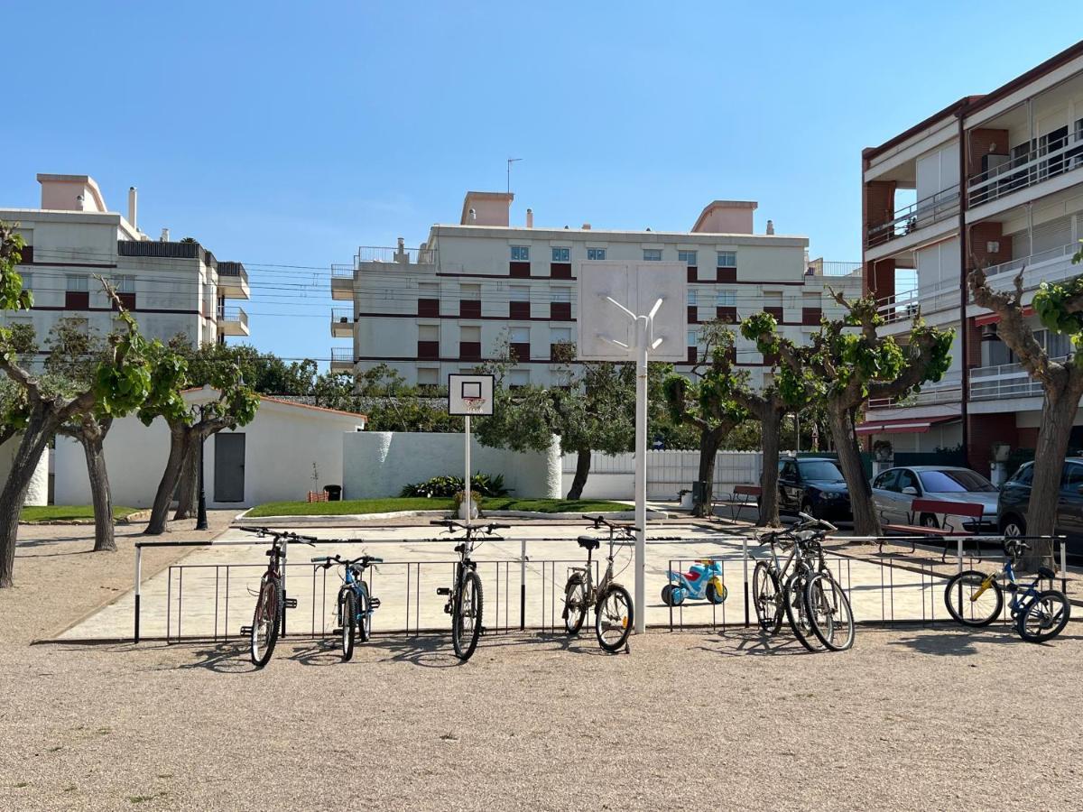 Apartament Apartamento Muy Luminoso En Segunda Linea De Mar Roda de Bará Zewnętrze zdjęcie